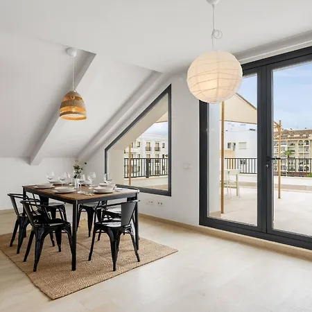 Incredible Terrace, Sea Views, Great Location * Εστεπόνα