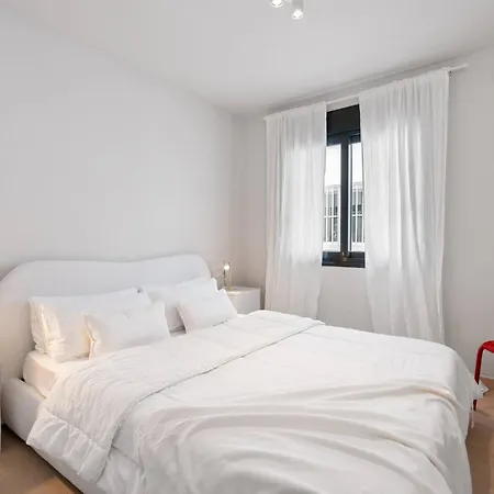 Incredible Terrace, Sea Views, Great Location Διαμέρισμα *
