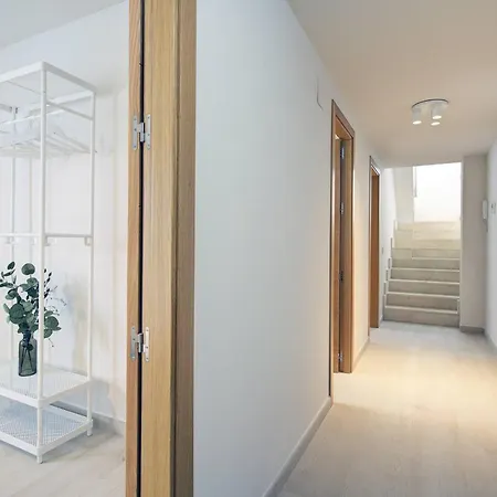 Incredible Terrace, Sea Views, Great Location Естепона