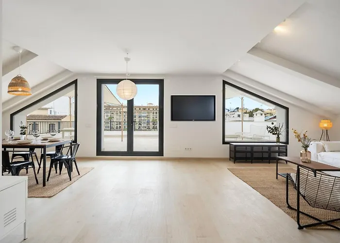 Incredible Terrace, Sea Views, Great Location Appartement