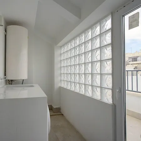 Apartment Incredible Terrace, Sea Views, Great Location *